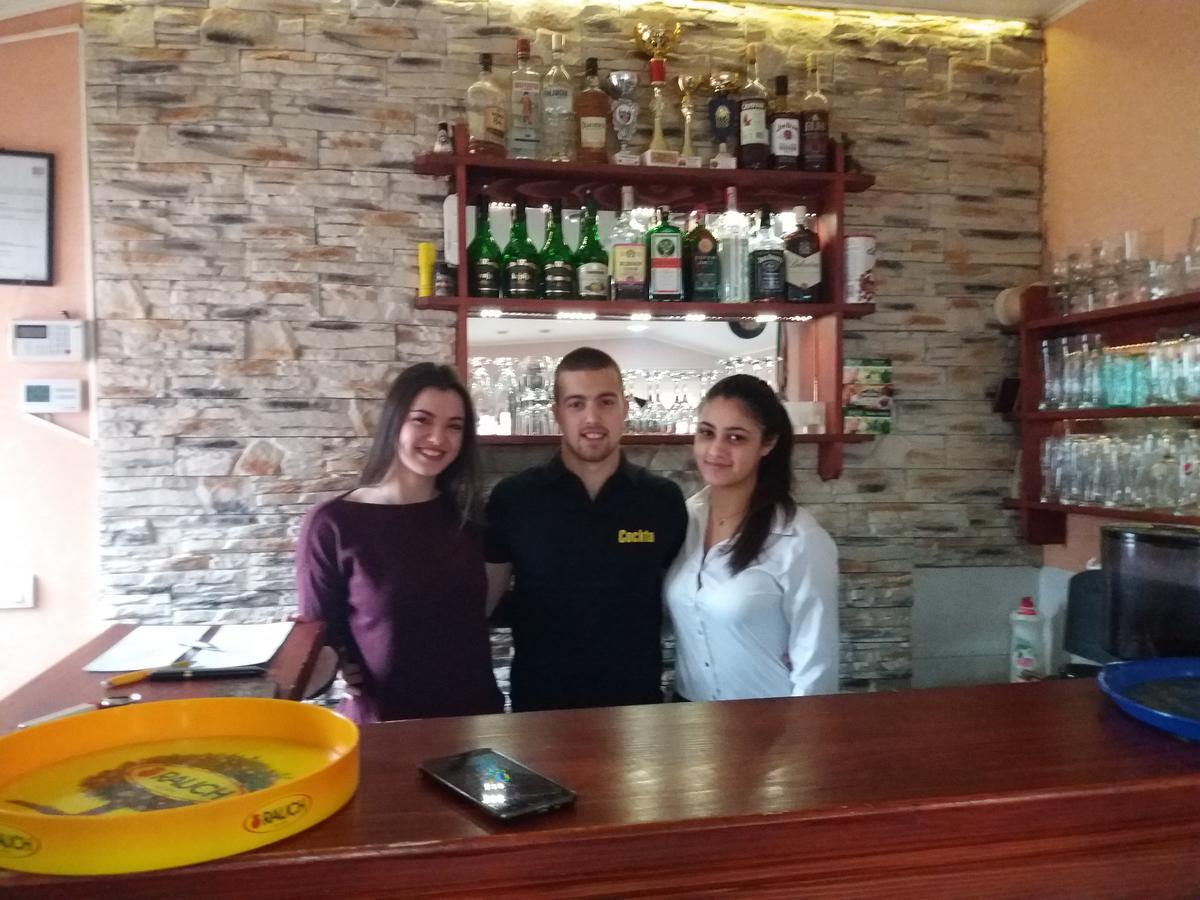Bed&Breakfast Intermezzo Caffe Kikinda Dış mekan fotoğraf
